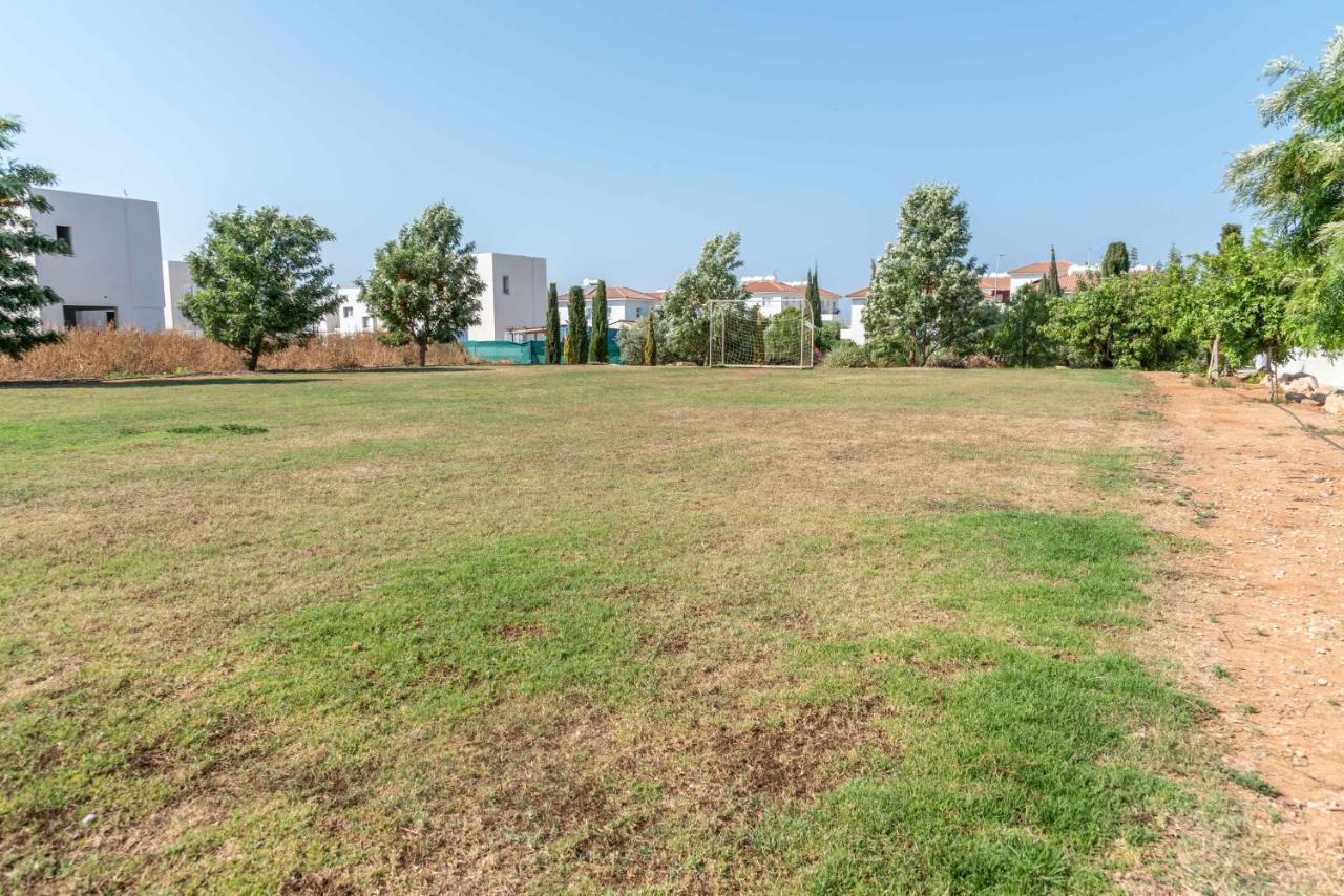 Mythical Sands Resort & Spa, Evilion Apartment Paralimni Esterno foto