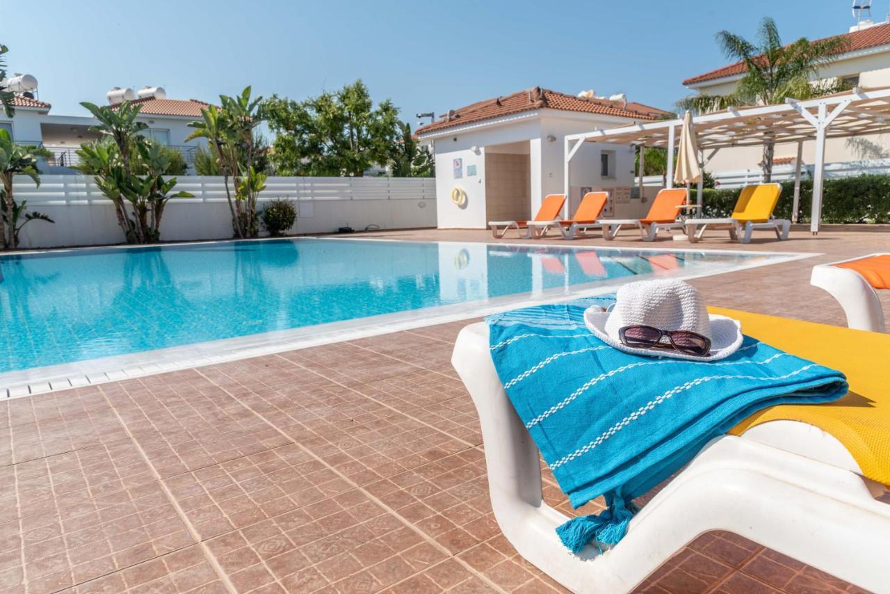 Mythical Sands Resort & Spa, Evilion Apartment Paralimni Esterno foto